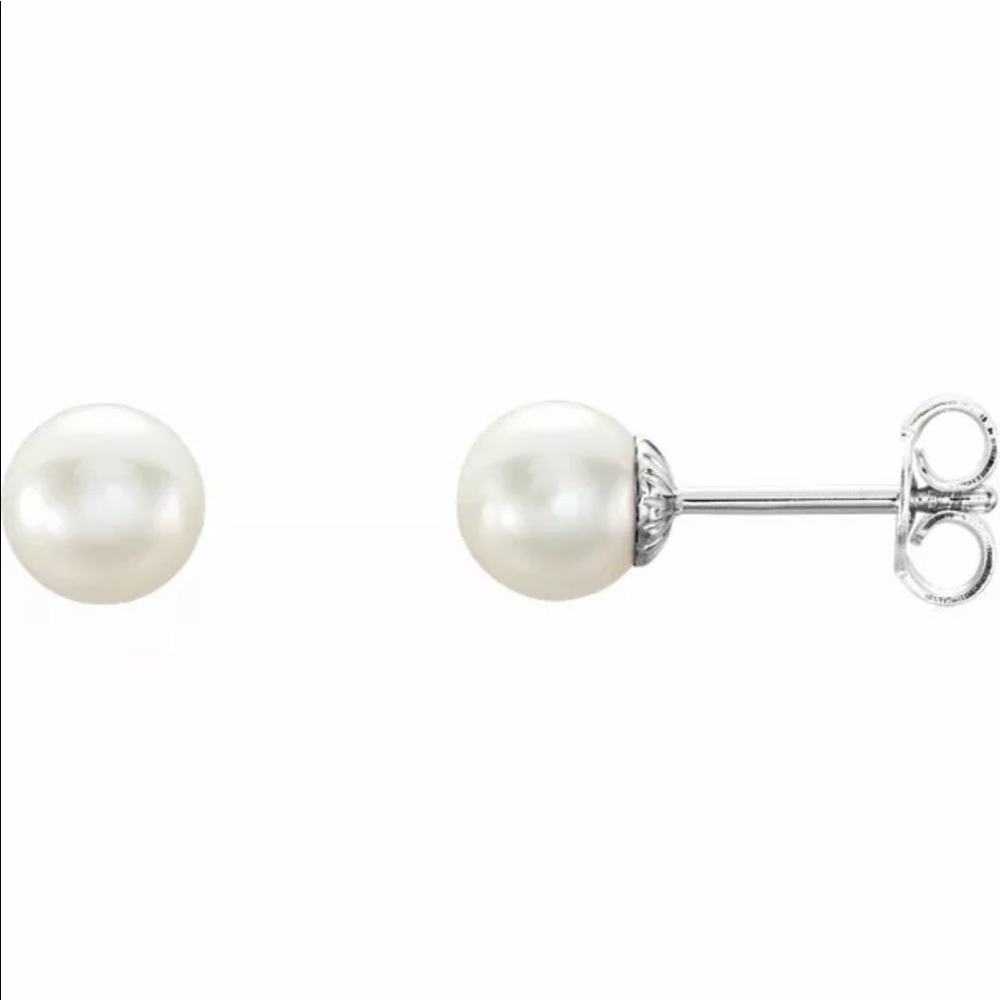 6mm Pearl Stud Earrings Sterling Silver